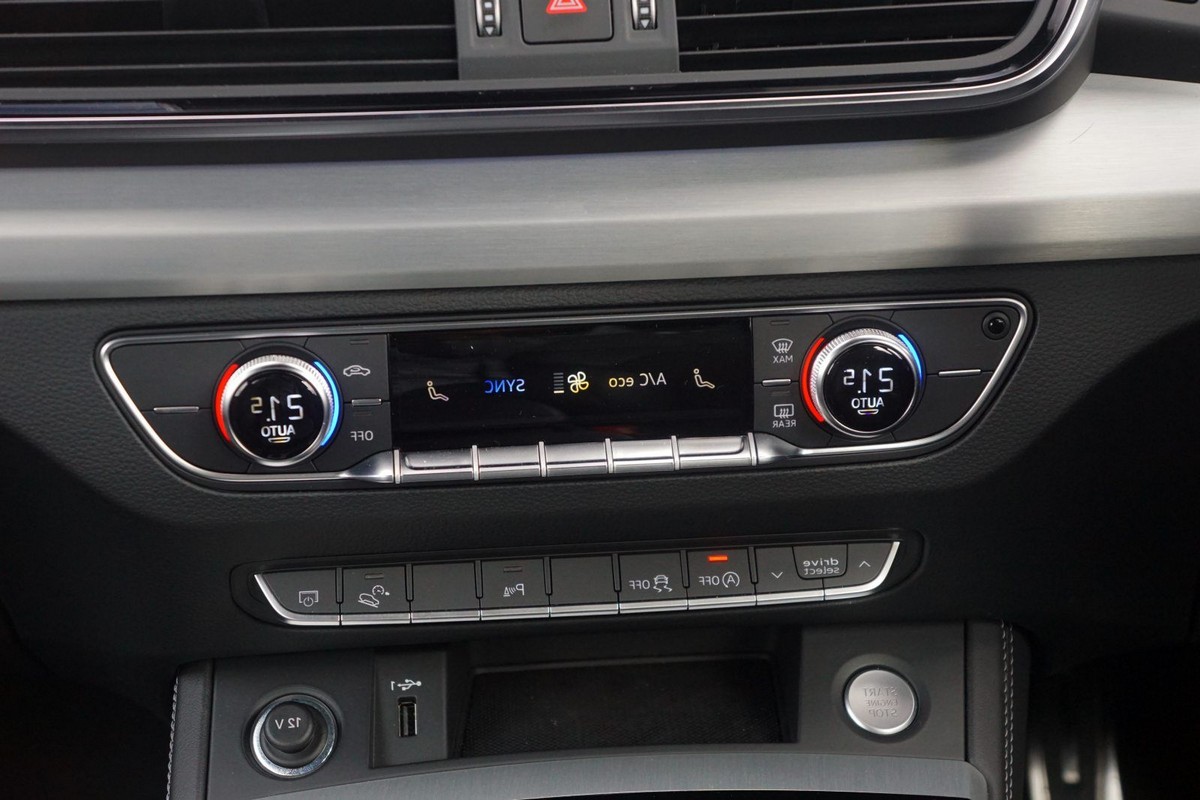 Llamada de urgencia y servicio Audi connect con Audi connect remnote & control