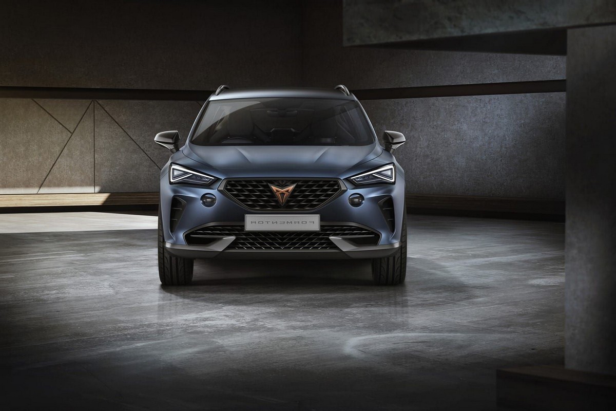 Este camión de bomberos eléctrico con base Volvo reducirá emisiones mientras que combate el fuego